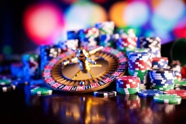7svip apk Neon City Slots